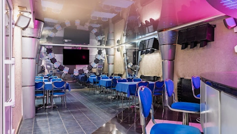 Фото №3 зала Караоке-бар