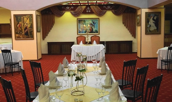 Фото №1 зала Зал «Витражный»