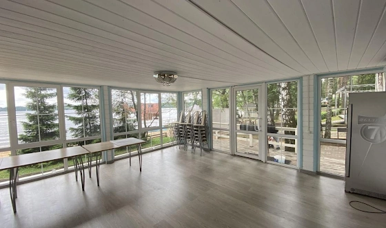 Фото №2 зала Застекленная VIP-беседка