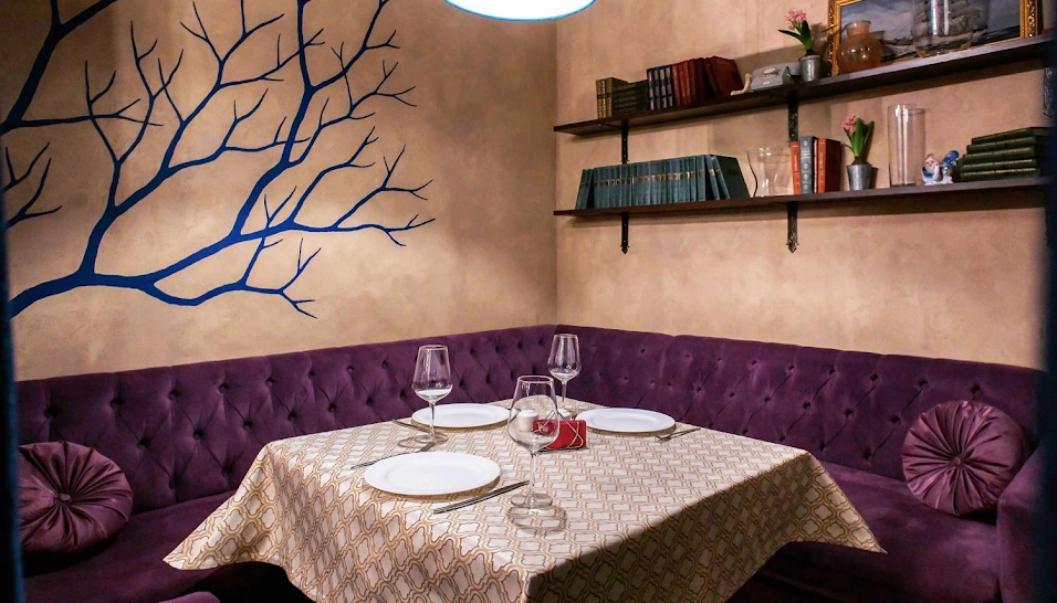 Фото №1 зала VIP-зал на 4 человека