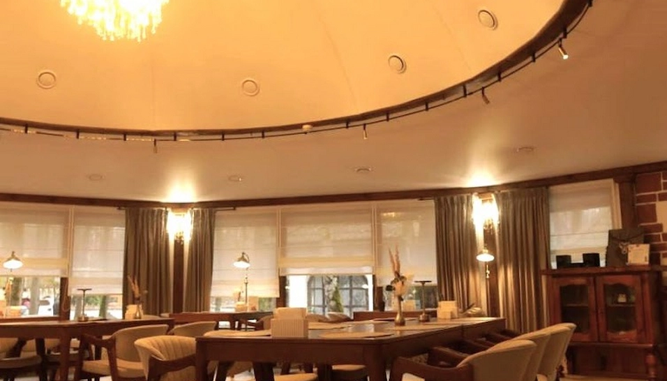 Фото №8 зала Основной зал