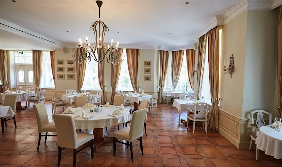 Фото №8 зала Зал "Дача Брассери"