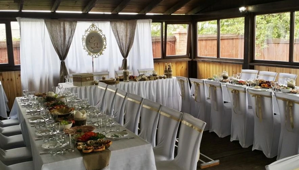 Фото №1 зала Закрытая веранда на 30 человек