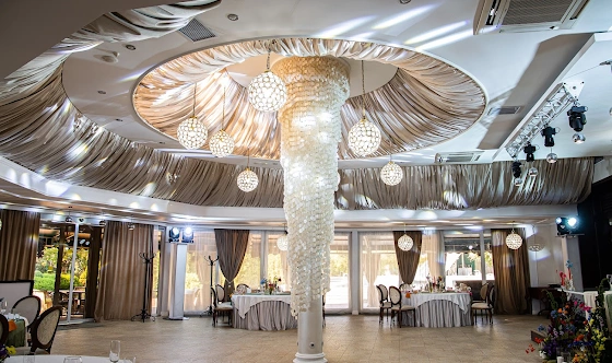 Фото №4 зала Ресторан «Жардин»