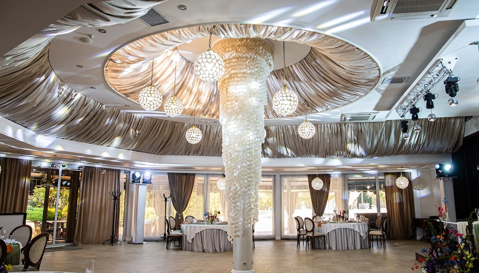 Фото №4 зала Ресторан «Жардин»