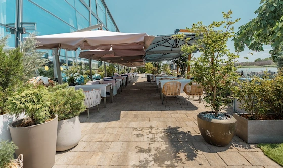 Фото №4 зала Летняя площадка