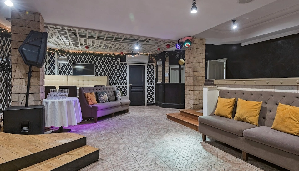 Фото №8 зала Караоке-зал