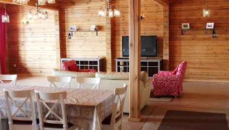 Фото №3 зала Альпийские дома "Прибрежный поселок"