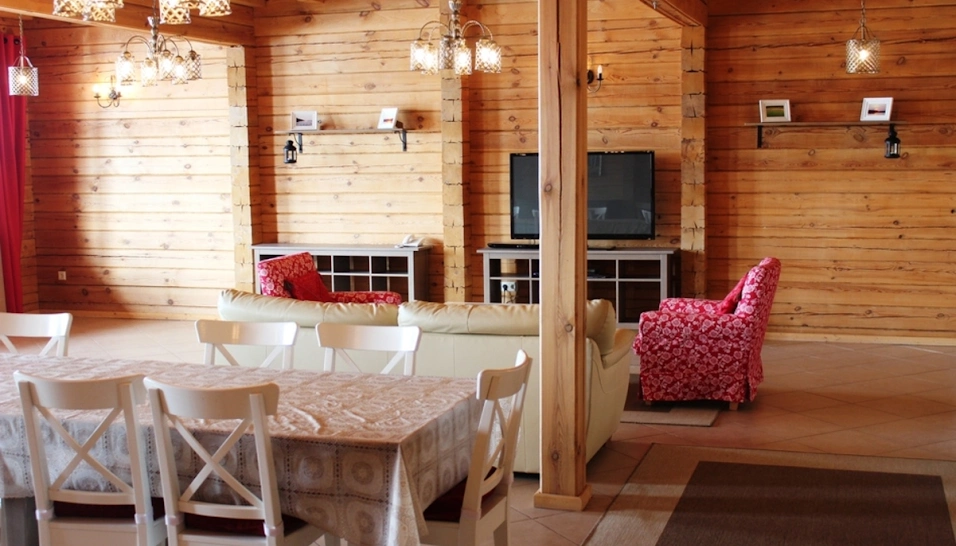 Фото №3 зала Альпийские дома "Прибрежный поселок"