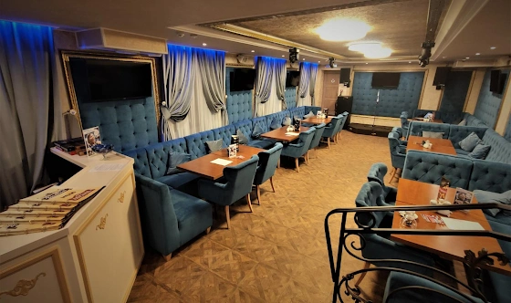 Фото №1 зала Караоке Hall Voice