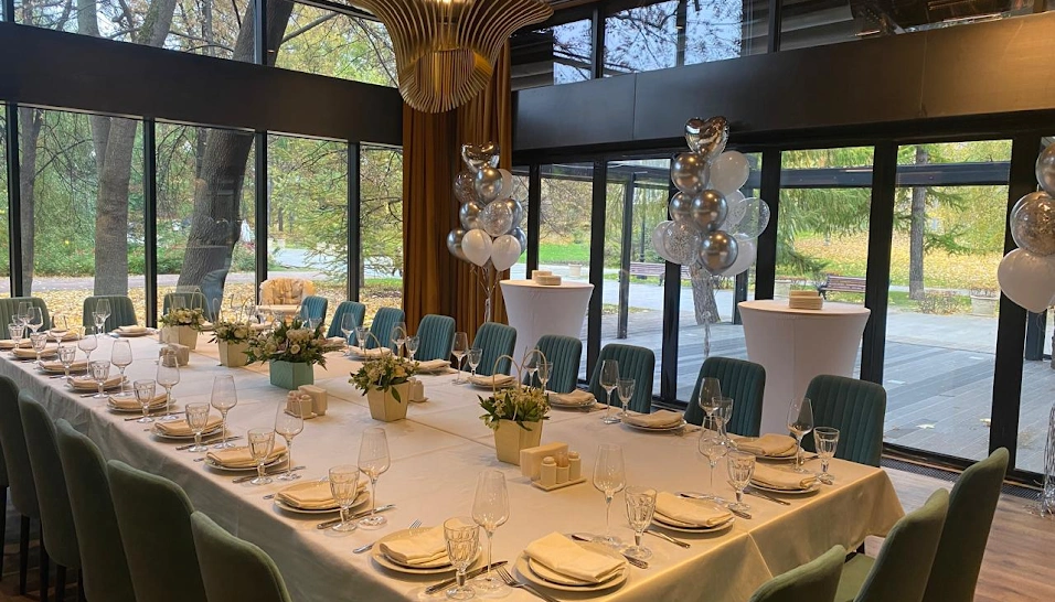 Фото №16 зала Зал «Библиотека» 