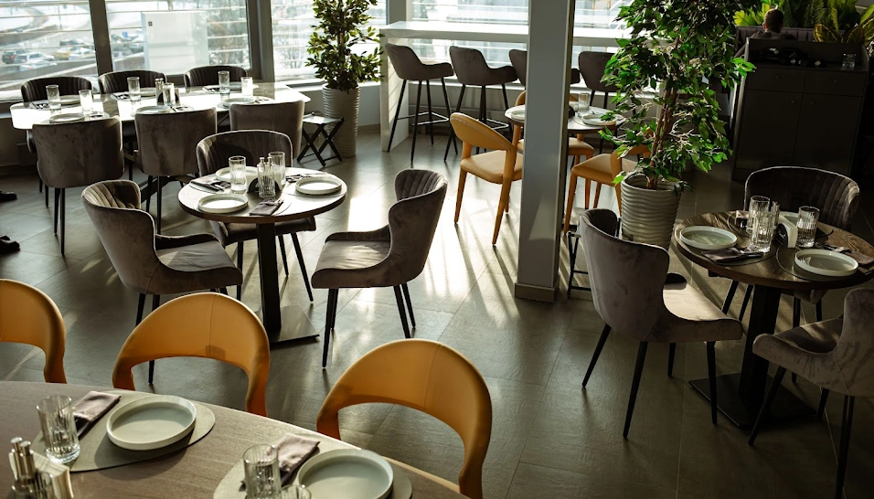 Фото №5 зала Ресторан «MOMENT»