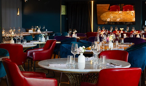 Фото №17 зала Ресторан Mady