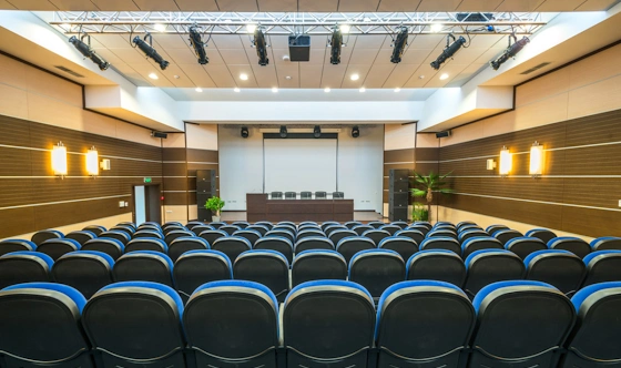 Фото №2 зала Большой конференц-зал "Дежавю"