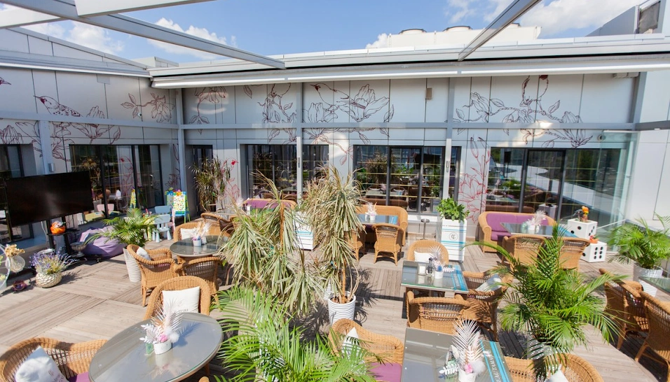 Фото №3 зала Летняя терраса 