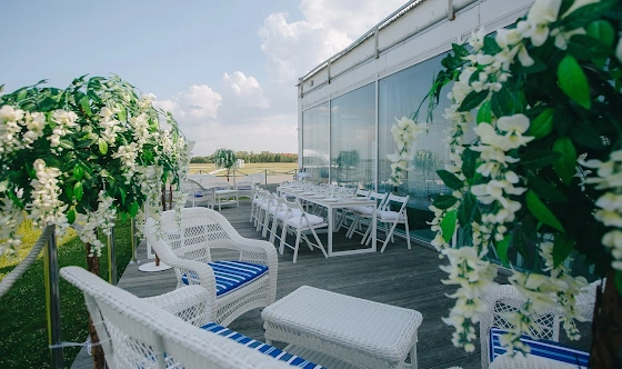 Фото №17 зала Зал «У озера»