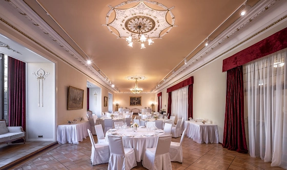 Фото №1 зала Зал «Брюсов»