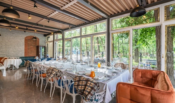 Фото №5 зала Кафе «Веранда в парке»