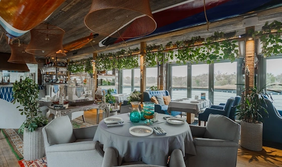 Фото №1 зала Верхняя палуба