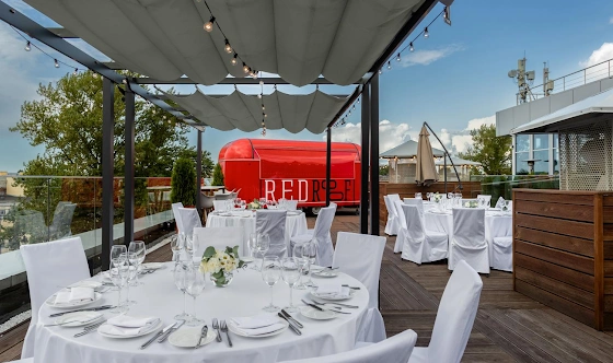 Фото №3 зала Ресторан "Red Roof"