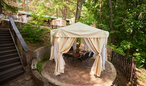 Фото №1 зала Маленькие беседки 