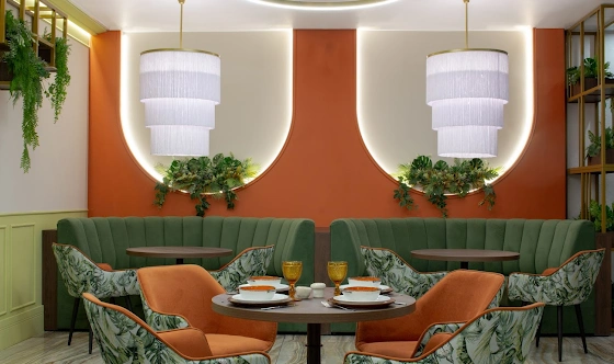 Фото №3 зала Премьер 