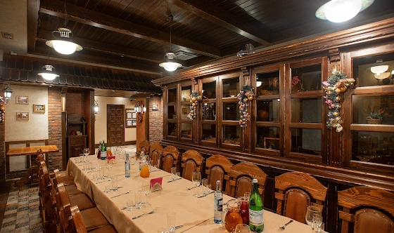 Фото №4 зала Зал «Винотека»