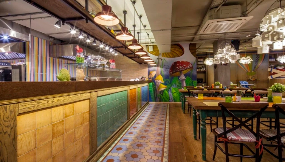 Фото №11 зала Детский зал «Кувшинчик»