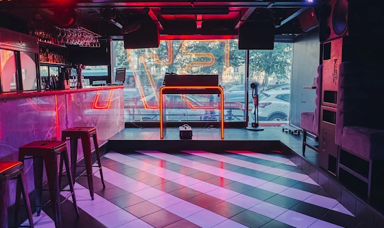 Фото №5 зала Зал "Танцпол"