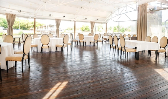 Фото №13 зала Шатер на пирсе №4