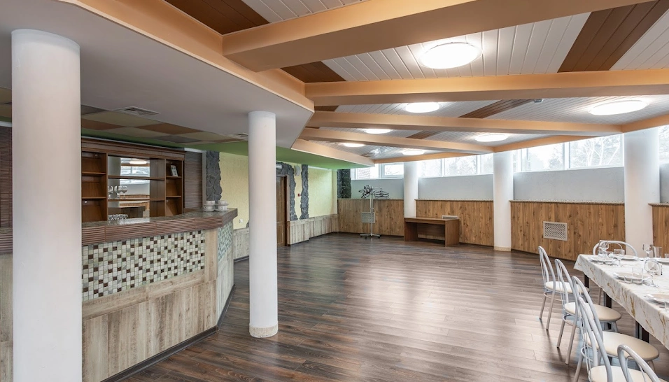 Фото №10 зала Зал с камином