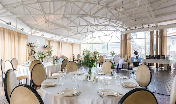 Фото №2 зала Шатер на пирсе №4