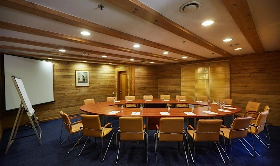 Фото №1 зала Комната для переговоров "Волна"