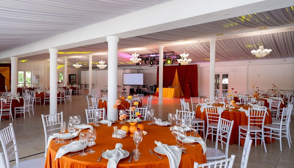 Фото №13 зала Зал "Екатерининский"