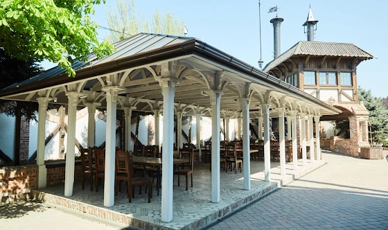 Фото №2 зала Летняя веранда