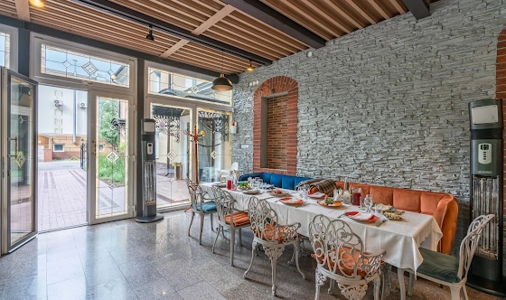 Фото №1 зала Кафе «Веранда в парке»