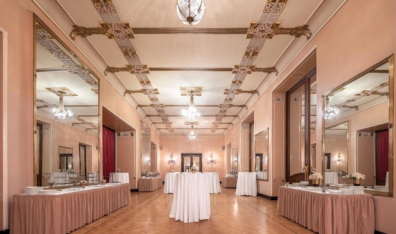 Фото №1 зала Зал «Зеркальный»