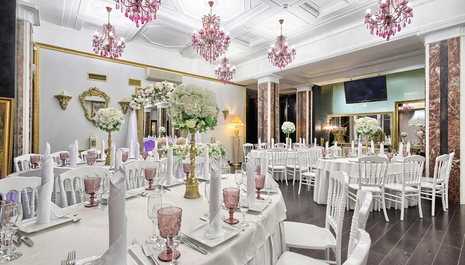 Фото №3 зала Зал "Ампир"