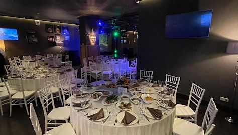 Фото №1 зала Караоке-зал