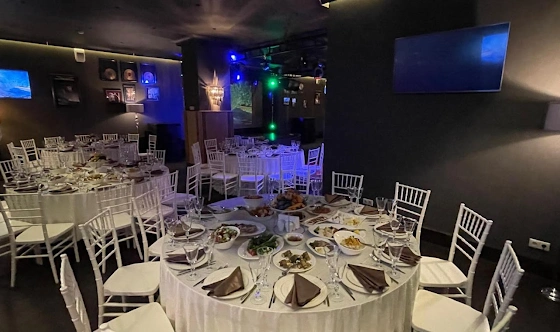 Фото №1 зала Караоке-зал