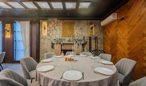 Фото №15 зала Зал с камином