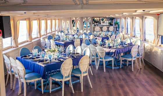 Фото №11 зала Палуба