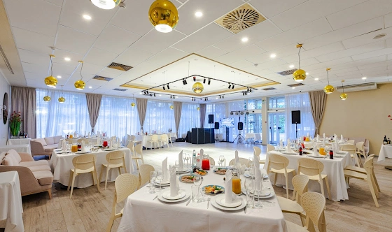 Фото №3 зала Зал ресторана