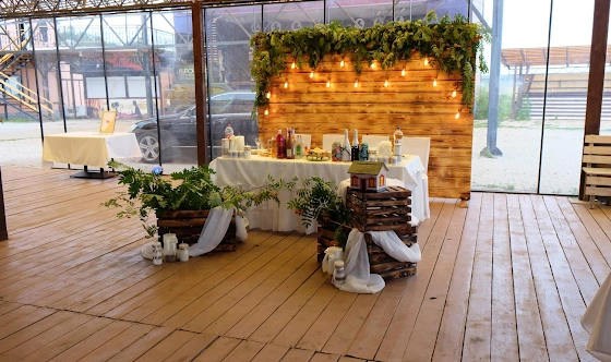 Фото №3 зала Площадка «Фестивальная»