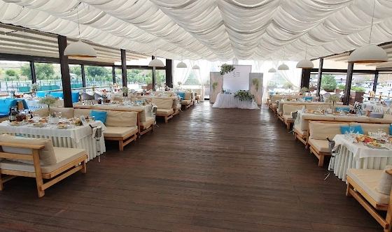 Фото №1 зала Веранда Аквакомплекса 2 этаж