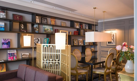 Фото №1 зала Лаунж-зал "Библиотека"