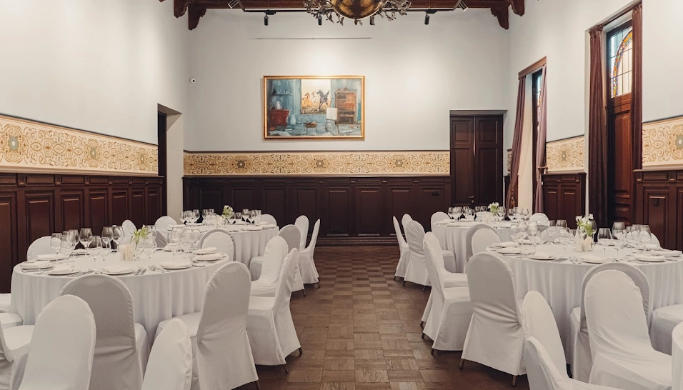 Фото №7 зала Зал "Дубовый"