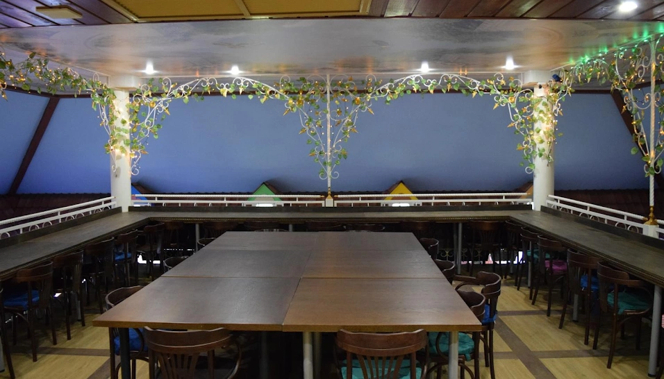 Фото №1 зала Теплая веранда