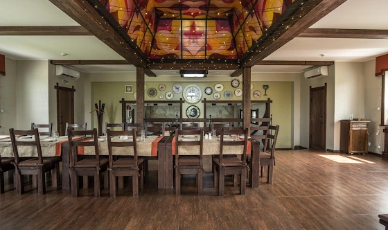 Фото №3 зала Ресторан