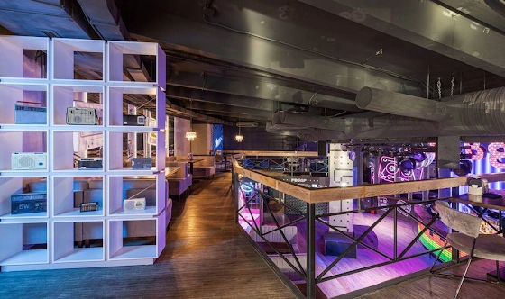 Фото №3 зала Основной зал с балконом 